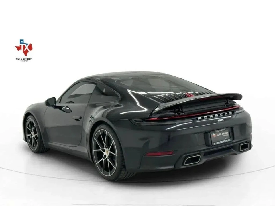 2025 Porsche 992 Carrera - Image 4 of 31