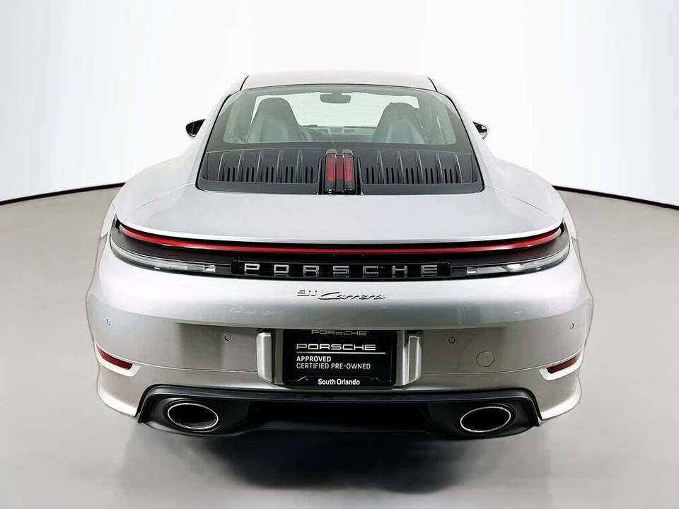 2025 Porsche 992 Carrera - Image 10 of 31