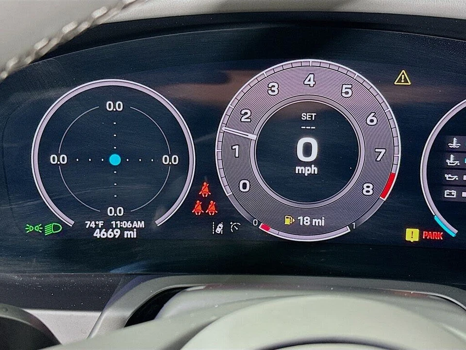 2025 Porsche 992 Carrera - Image 13 of 31