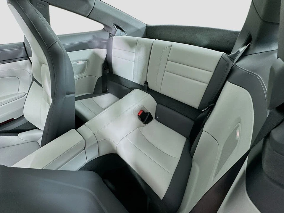 2025 Porsche 992 Carrera - Image 23 of 31