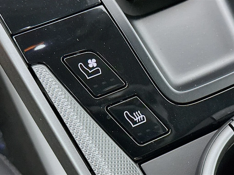2025 Porsche 992 Carrera - Image 22 of 31