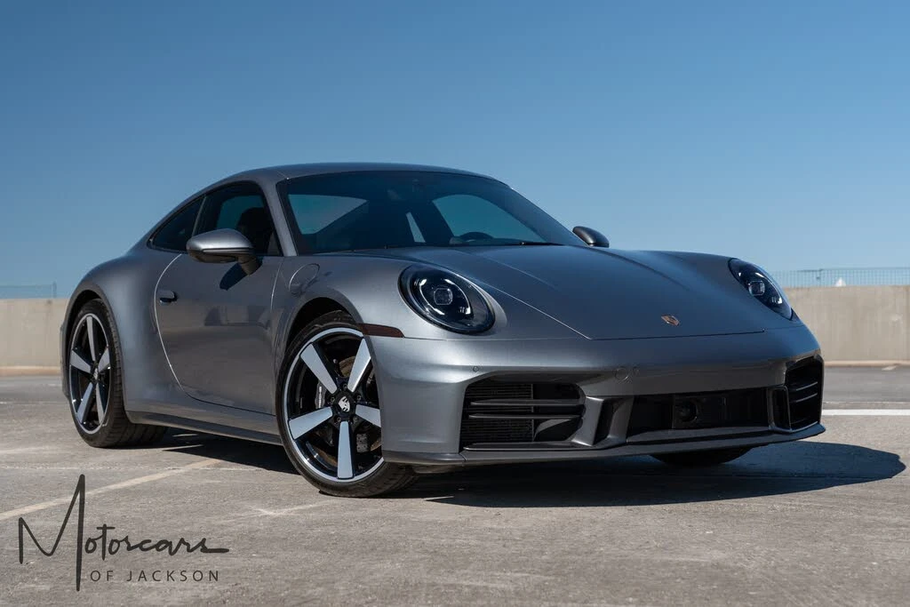 2025 Porsche 992 Carrera - Image 2 of 31