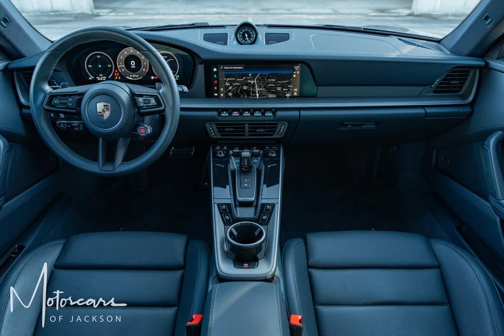 2025 Porsche 992 Carrera - Image 10 of 31