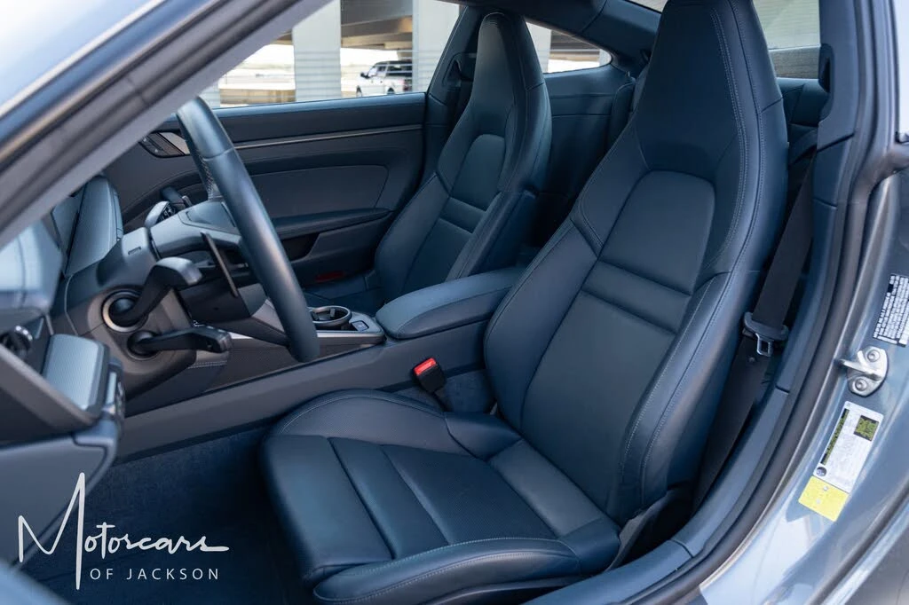 2025 Porsche 992 Carrera - Image 20 of 31