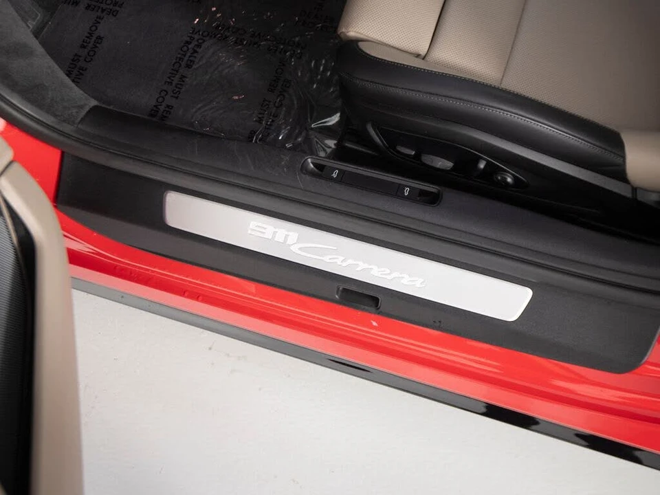 2025 Porsche 992 Carrera - Image 22 of 31