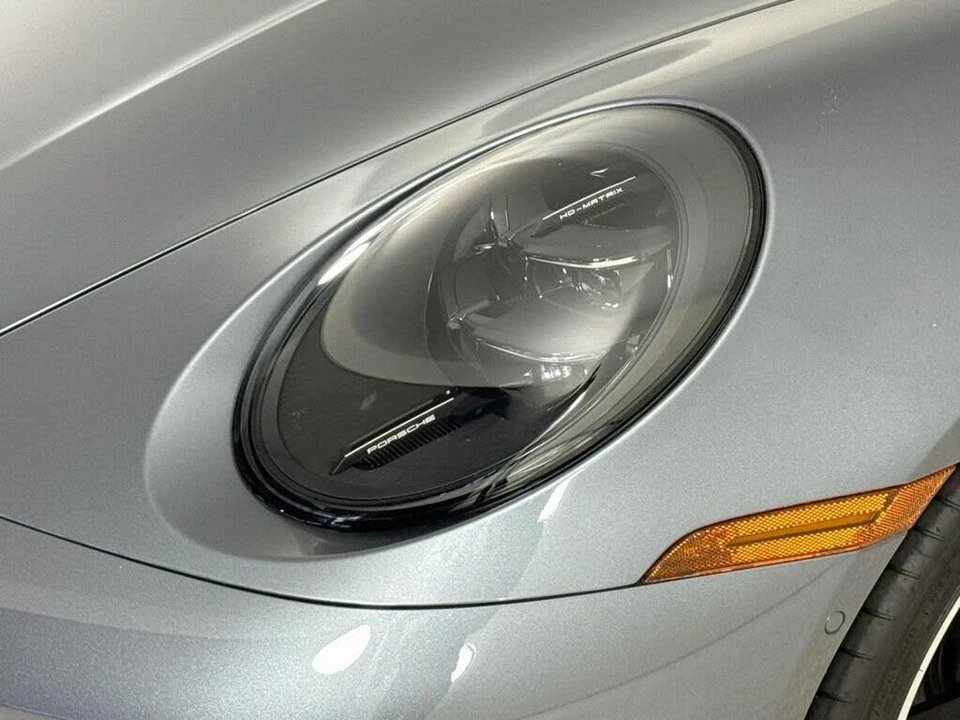 2025 Porsche 992 Carrera - Image 28 of 31