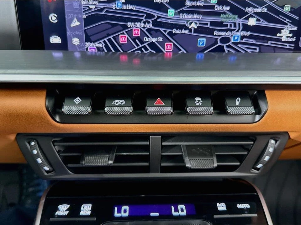 2025 Porsche 992 Carrera - Image 21 of 31