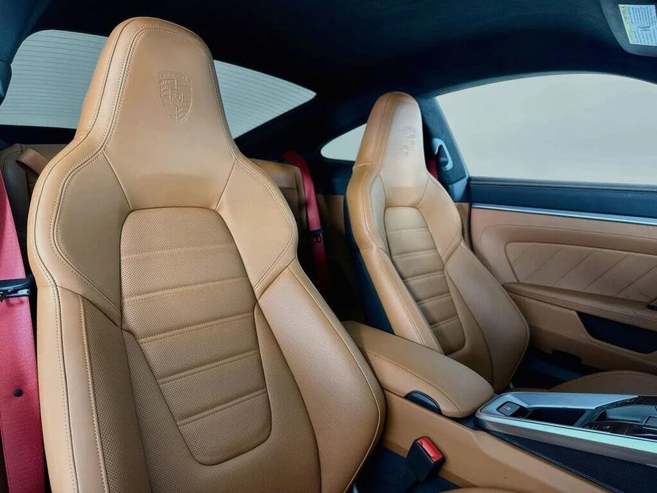 2025 Porsche 992 Carrera - Image 18 of 31