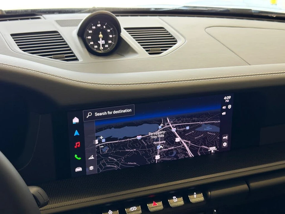 2025 Porsche 992 Carrera - Image 23 of 26