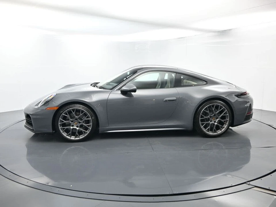 2025 Porsche 992 Carrera - Image 2 of 31