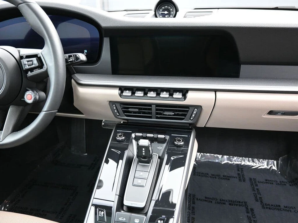 2025 Porsche 992 Carrera - Image 24 of 31