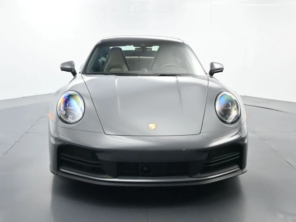 2025 Porsche 992 Carrera - Image 18 of 31