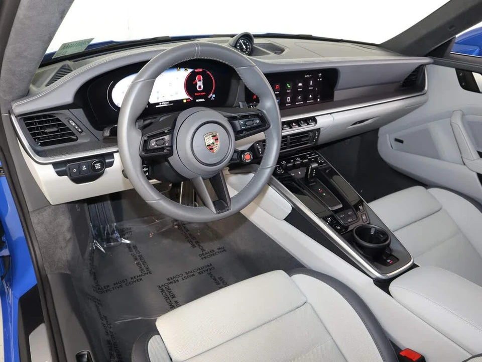 2025 Porsche 992 Carrera - Image 4 of 26