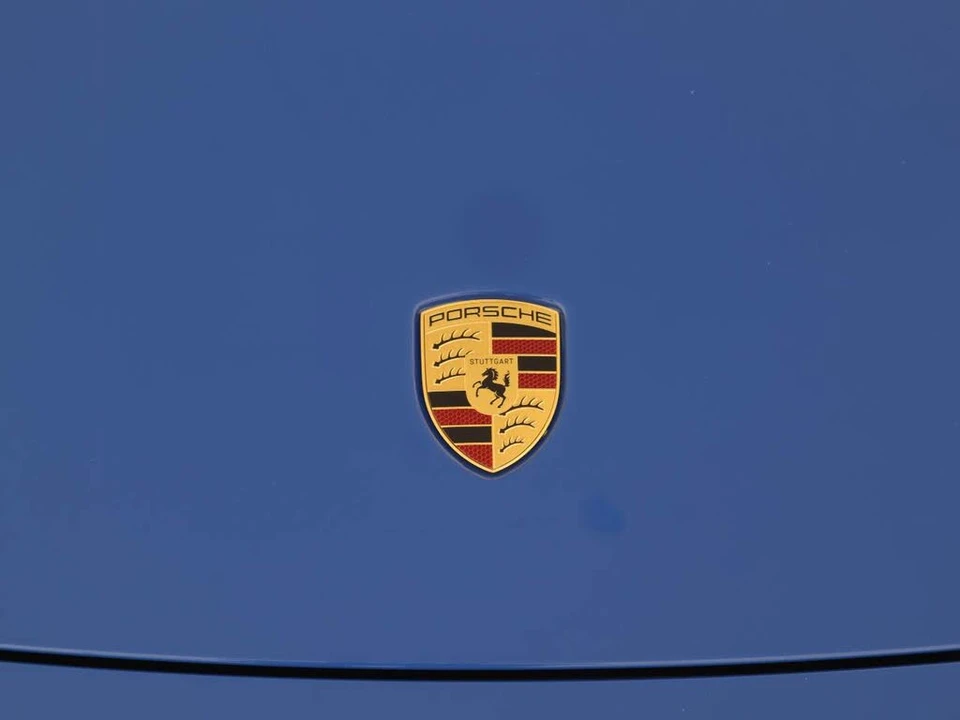 2025 Porsche 992 Carrera - Image 24 of 26