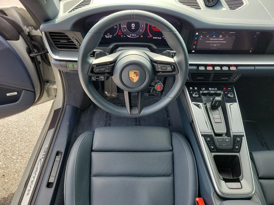 2025 Porsche 992 Carrera - Image 21 of 31