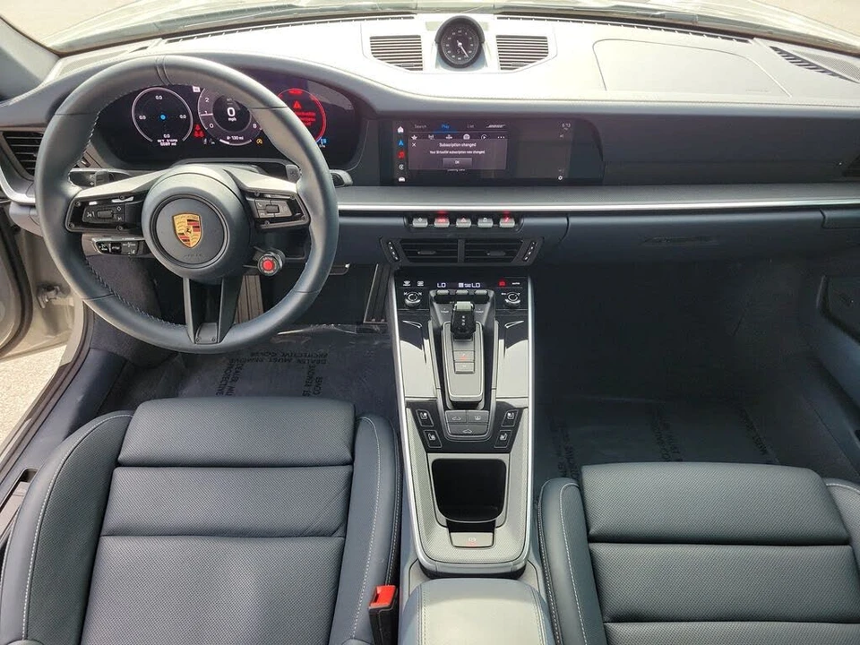 2025 Porsche 992 Carrera - Image 20 of 31