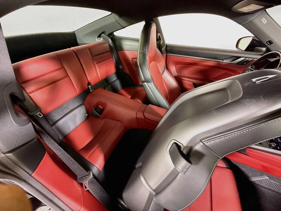 2025 Porsche 992 Carrera - Image 19 of 30