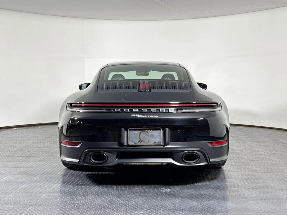 2025 Porsche 992 Carrera - Image 7 of 30