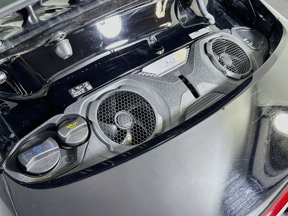 2025 Porsche 992 Carrera - Image 28 of 30