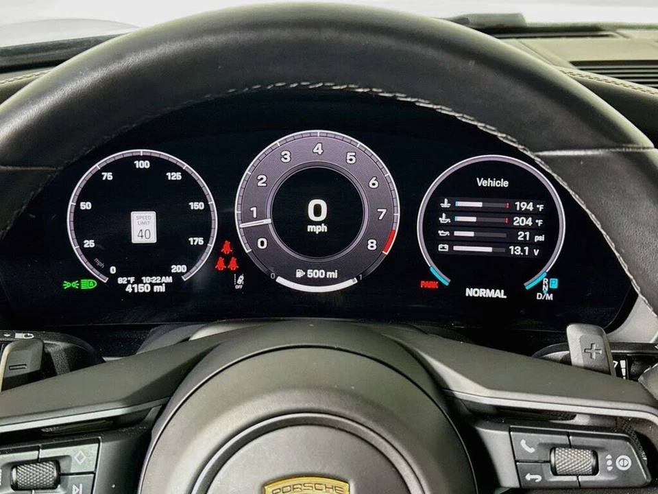 2025 Porsche 992 Carrera - Image 13 of 30