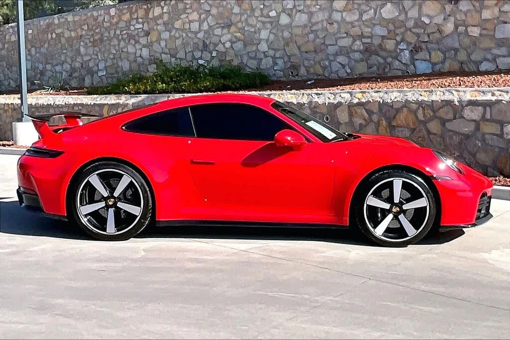 2025 Porsche 992 Carrera - Image 8 of 26