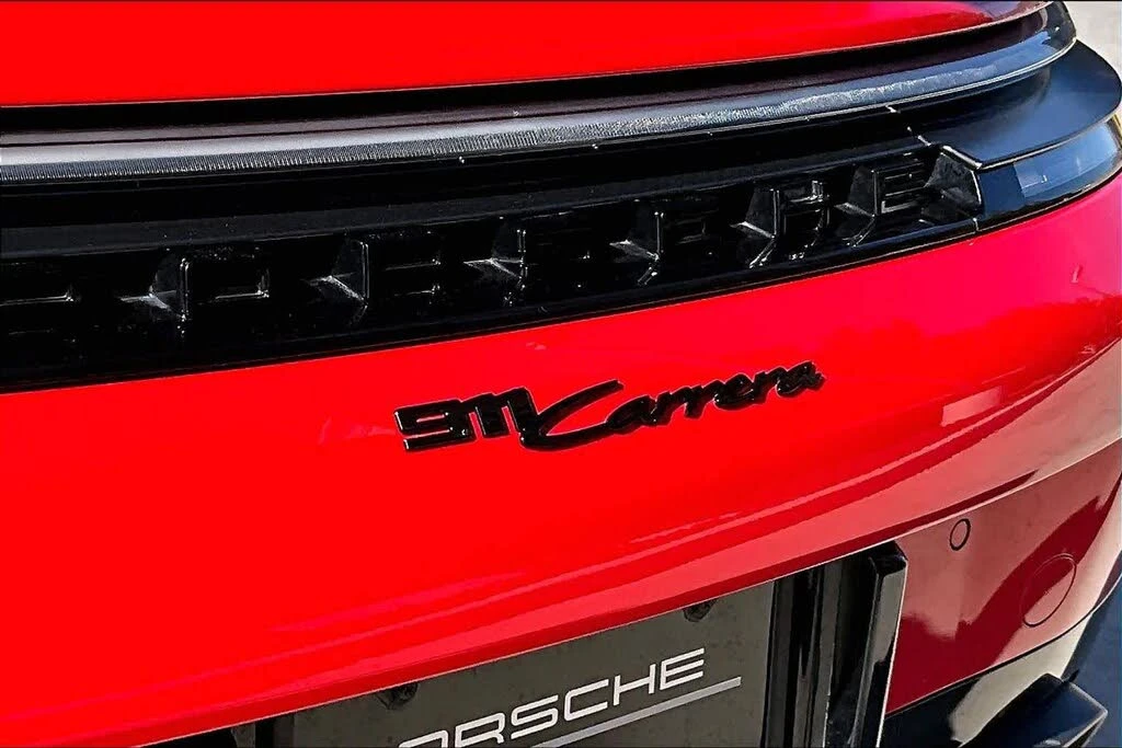 2025 Porsche 992 Carrera - Image 22 of 26