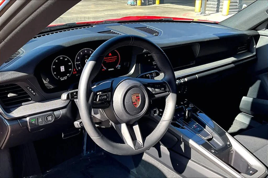 2025 Porsche 992 Carrera - Image 4 of 26
