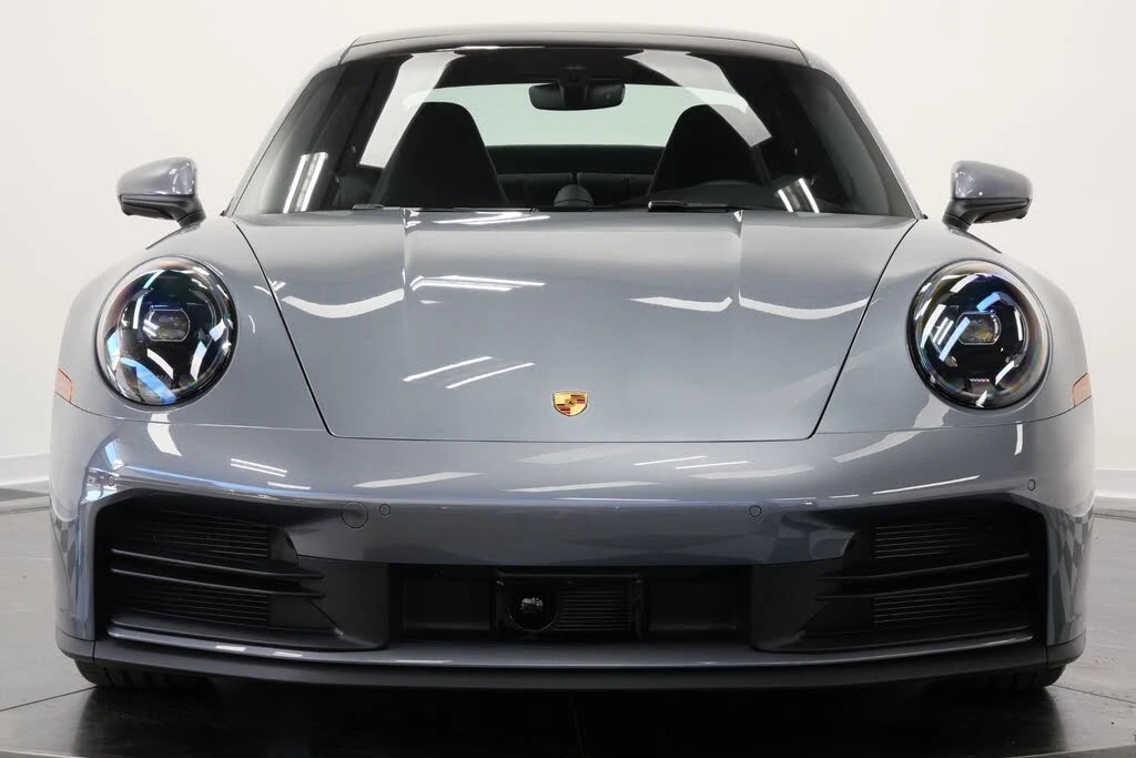 2025 Porsche 992 Carrera - Image 4 of 31