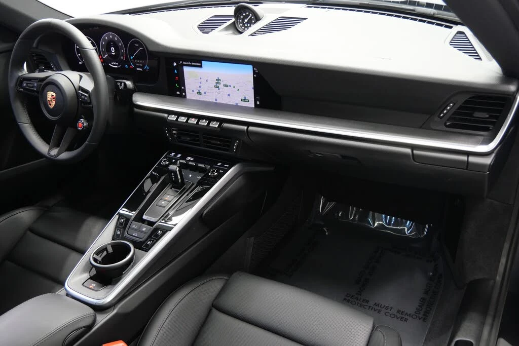 2025 Porsche 992 Carrera - Image 14 of 31