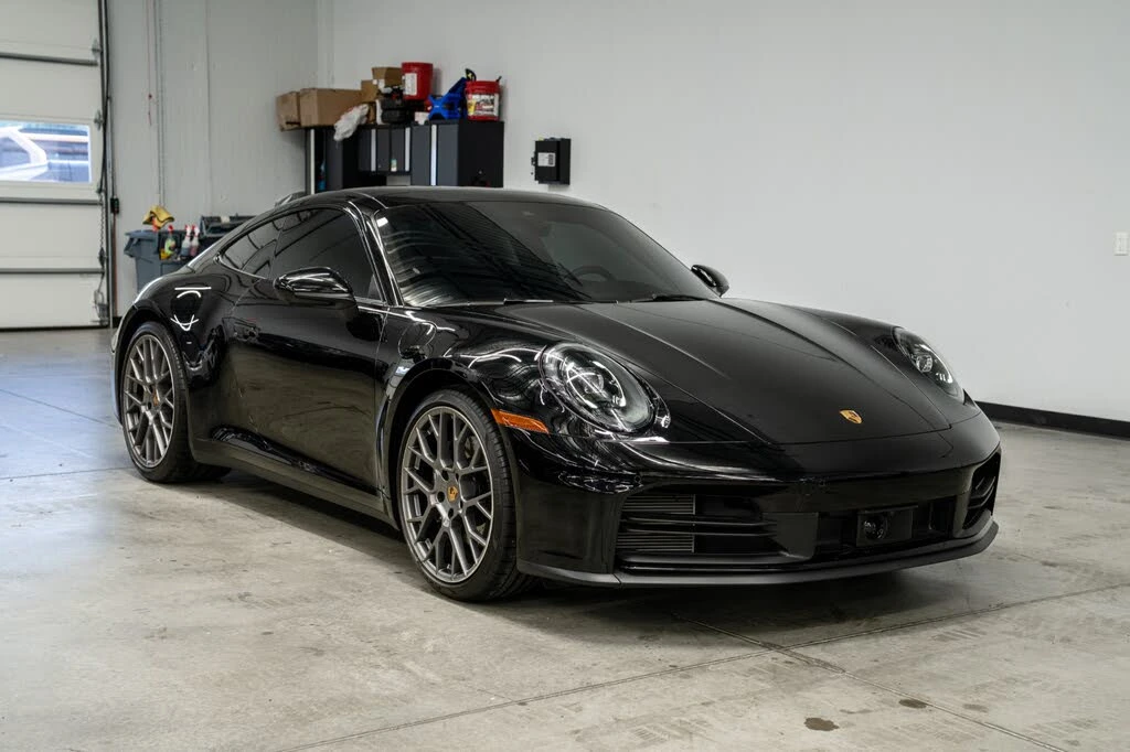 2025 Porsche 992 Carrera - Image 3 of 31