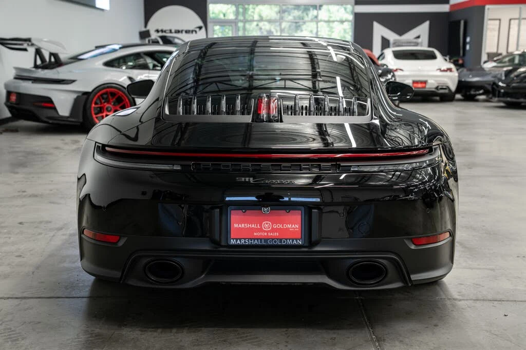 2025 Porsche 992 Carrera - Image 7 of 31