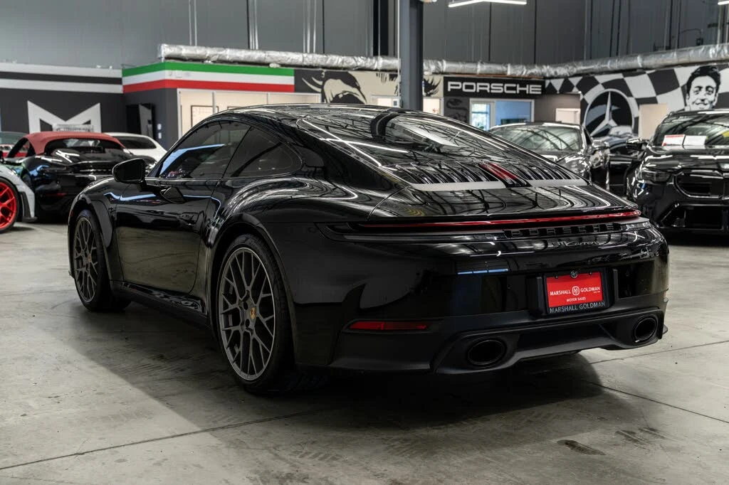 2025 Porsche 992 Carrera - Image 6 of 31