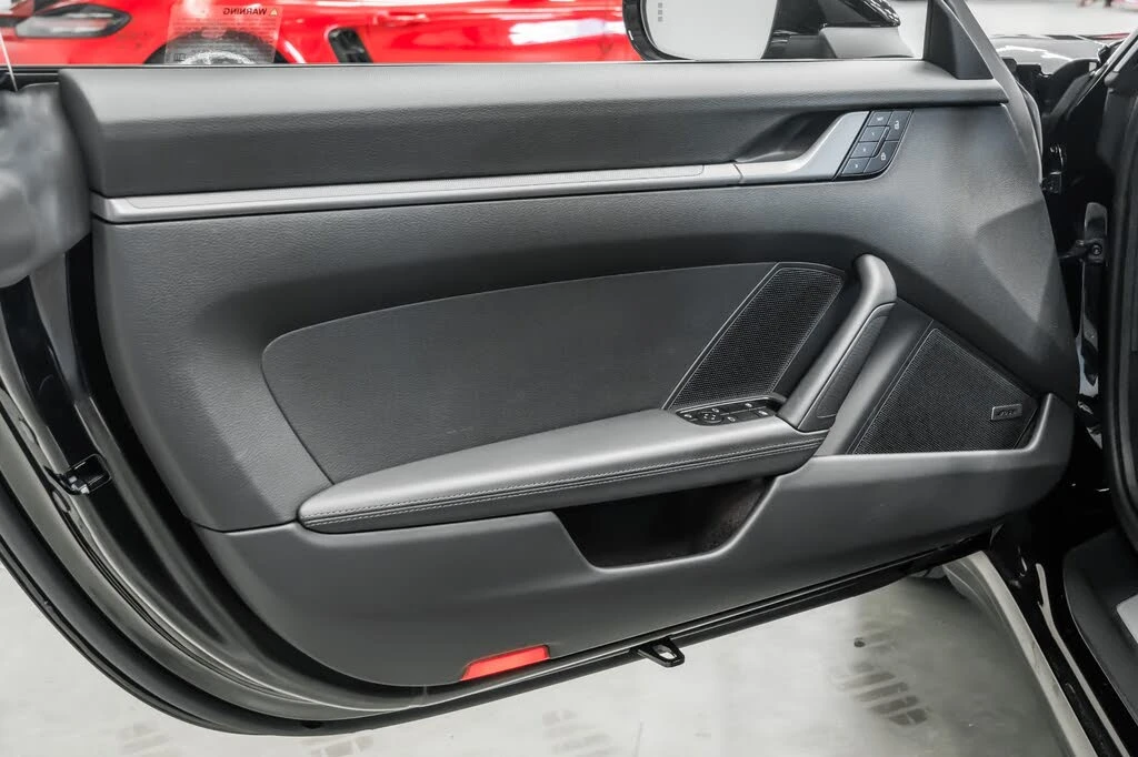 2025 Porsche 992 Carrera - Image 29 of 31
