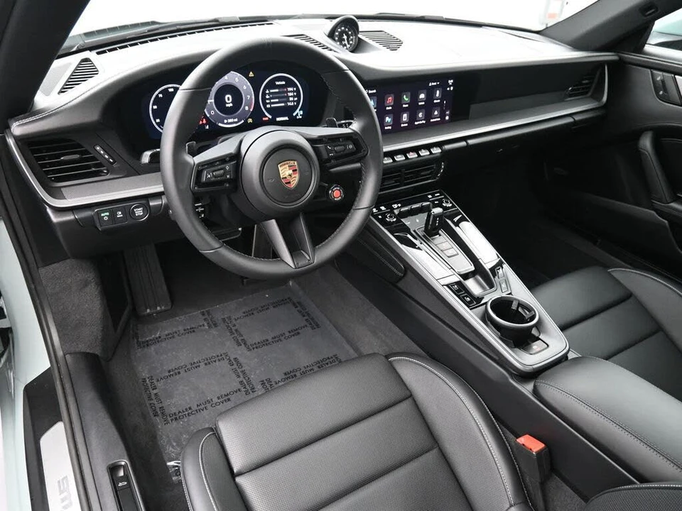 2025 Porsche 992 Carrera - Image 4 of 31