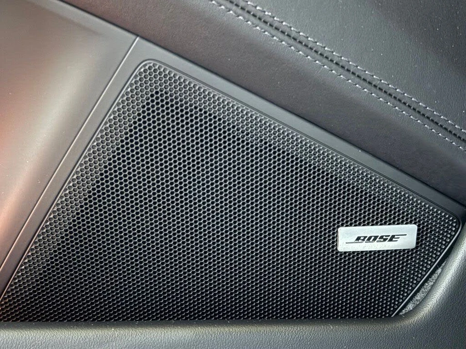 2025 Porsche 992 Carrera - Image 28 of 31