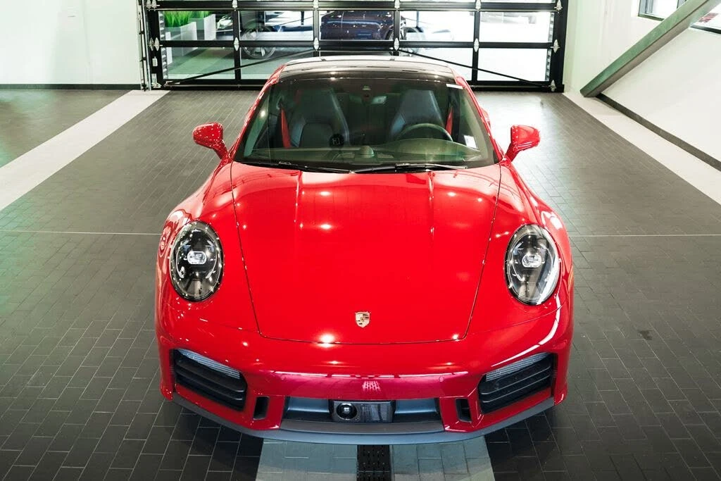 2025 Porsche 992 Carrera - Image 6 of 31