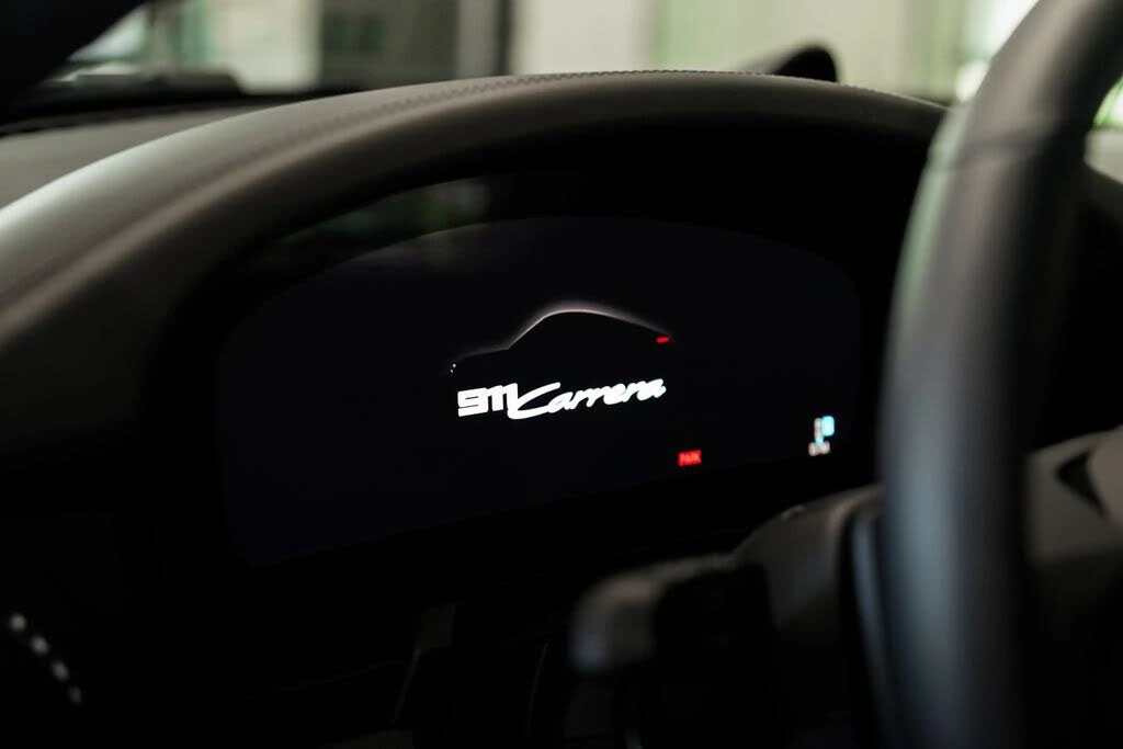 2025 Porsche 992 Carrera - Image 19 of 31