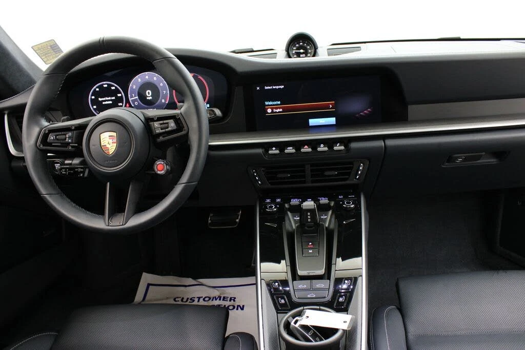 2025 Porsche 992 Carrera - Image 16 of 31