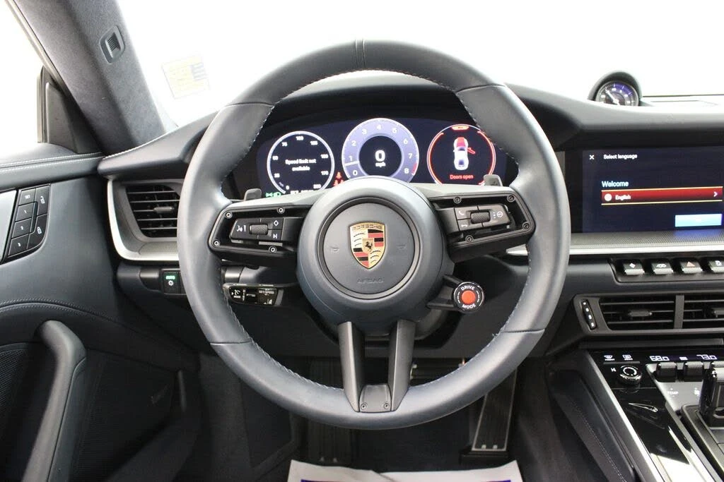 2025 Porsche 992 Carrera - Image 27 of 31