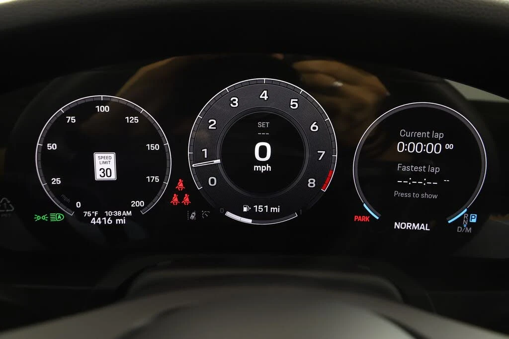 2025 Porsche 992 Carrera - Image 24 of 31