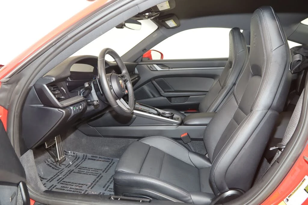 2025 Porsche 992 Carrera - Image 12 of 31