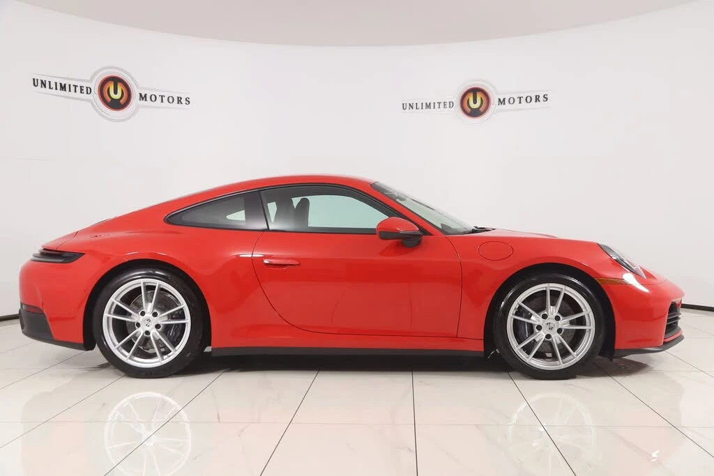 2025 Porsche 992 Carrera - Image 2 of 31