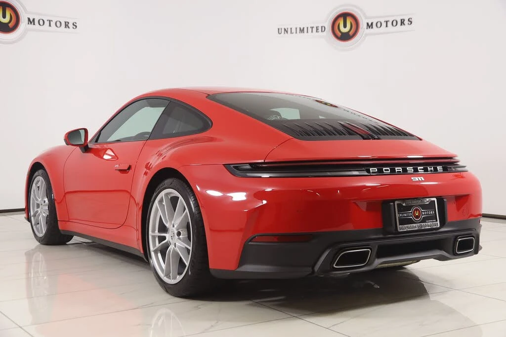 2025 Porsche 992 Carrera - Image 4 of 31