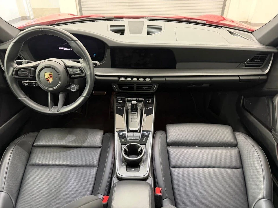 2025 Porsche 992 Carrera - Image 16 of 31