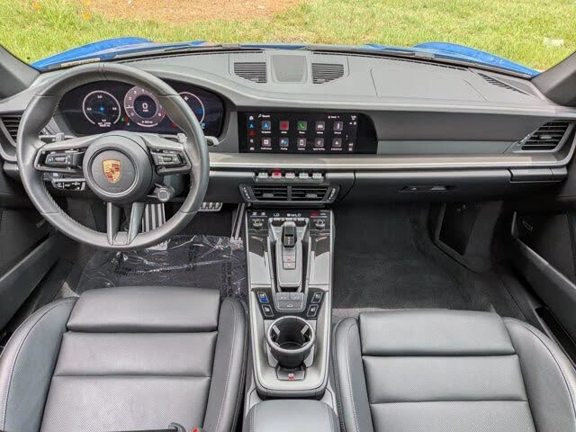 2025 Porsche 992 Carrera - Image 20 of 31