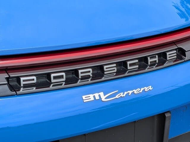 2025 Porsche 992 Carrera - Image 29 of 31