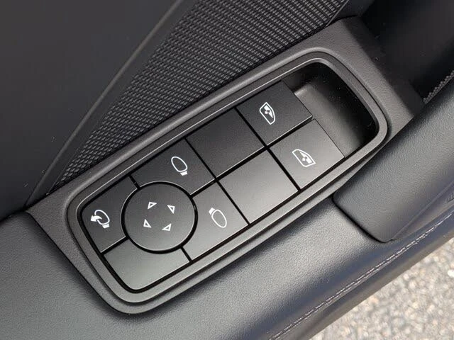2025 Porsche 992 Carrera - Image 23 of 31