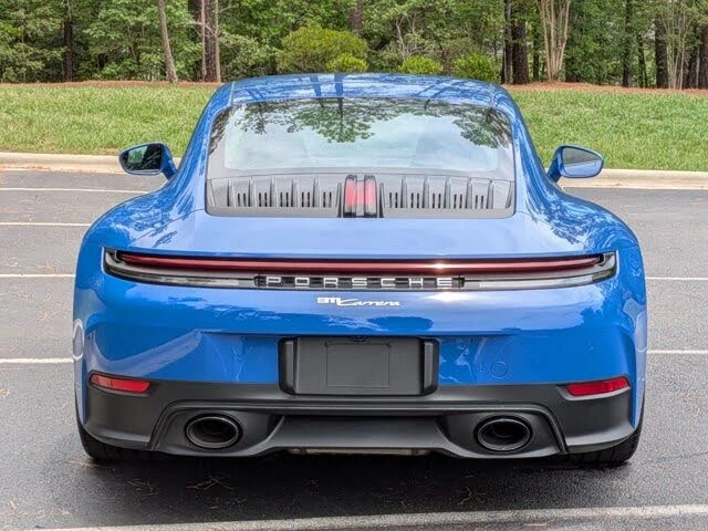2025 Porsche 992 Carrera - Image 28 of 31