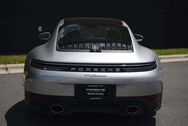 2025 Porsche 992 Carrera - Image 6 of 31