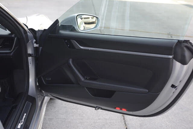 2025 Porsche 992 Carrera - Image 22 of 31